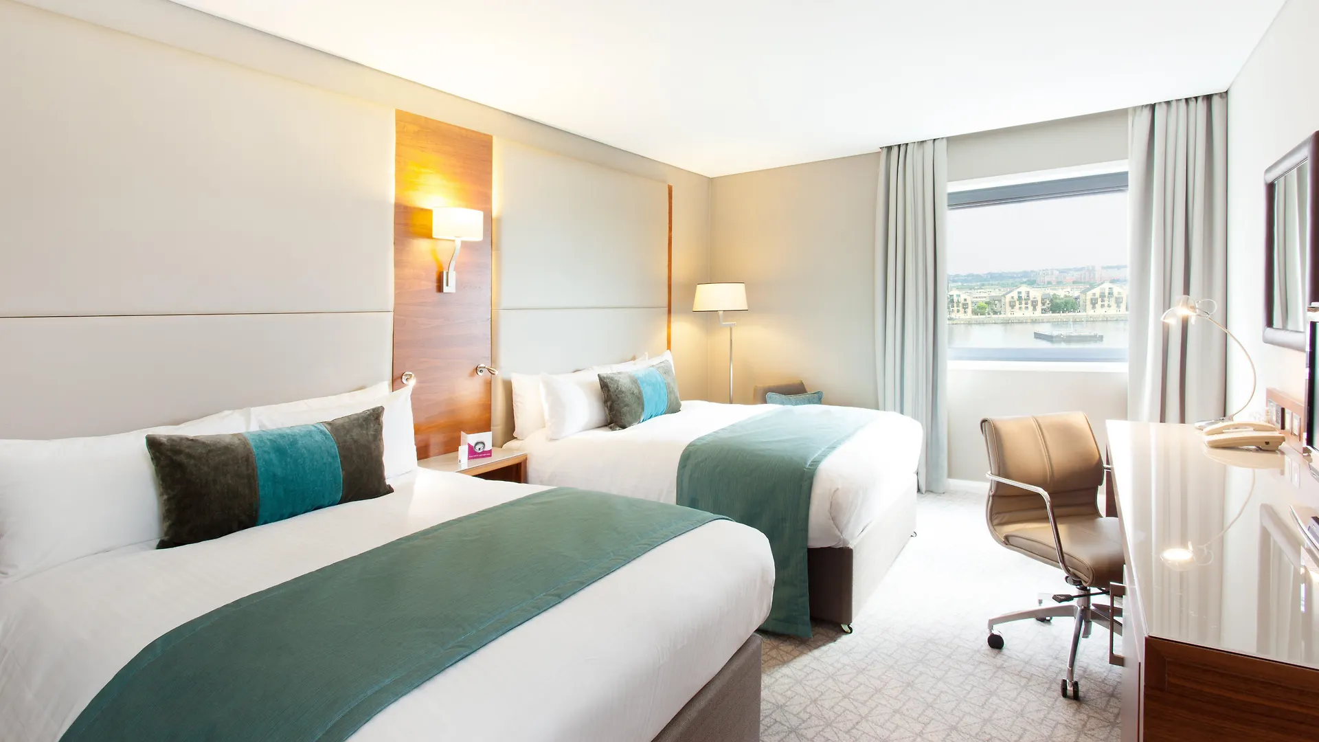 Crowne Plaza London - Docklands By Ihg Hotel