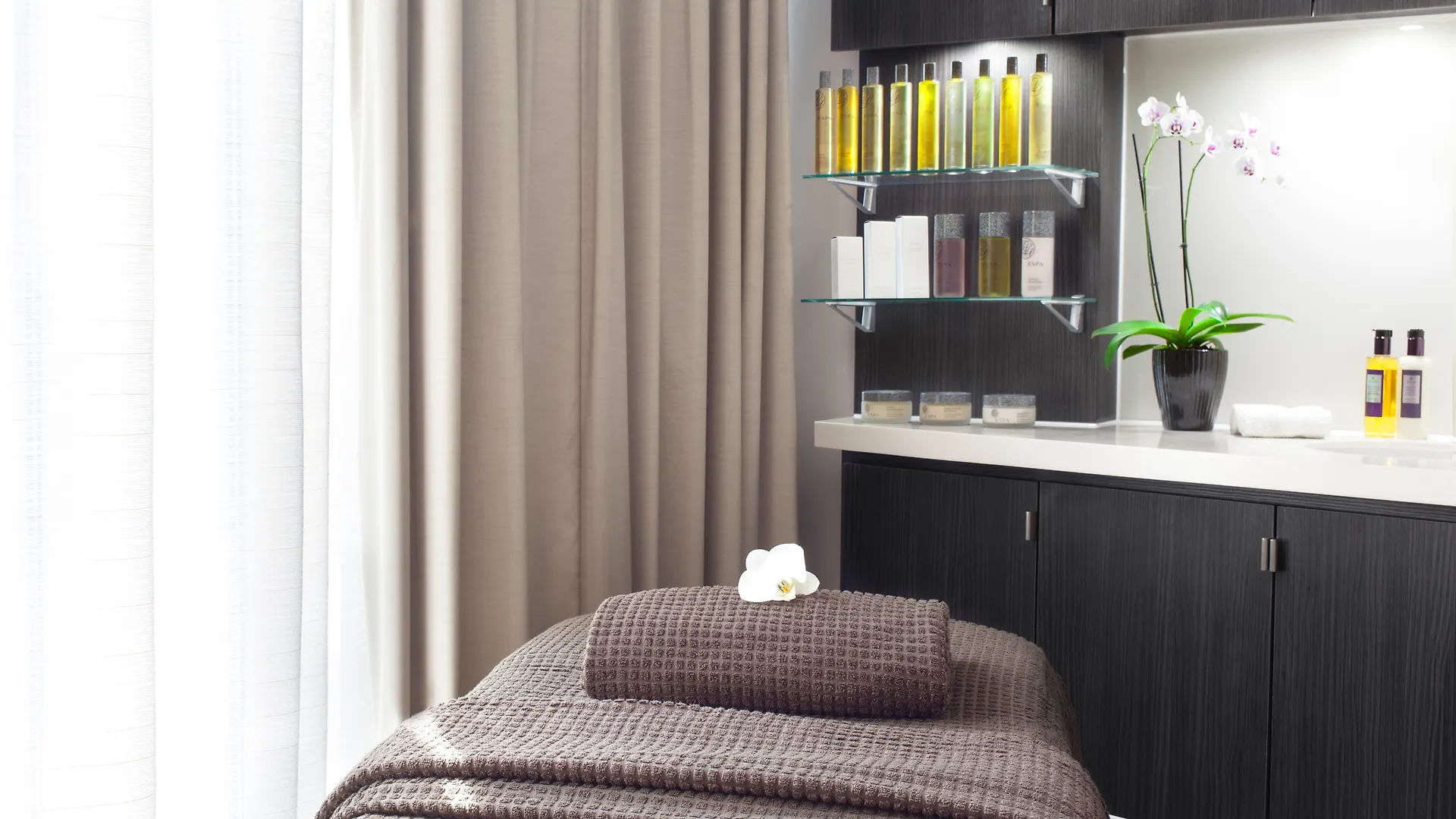 Crowne Plaza London - Docklands By Ihg Hotel 4*,