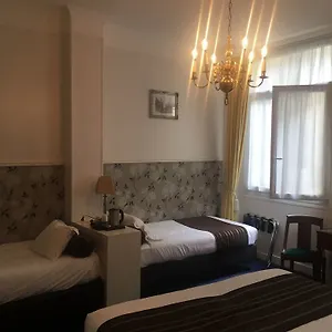 *** Hotel Oceanic - Grands Magasins Francie