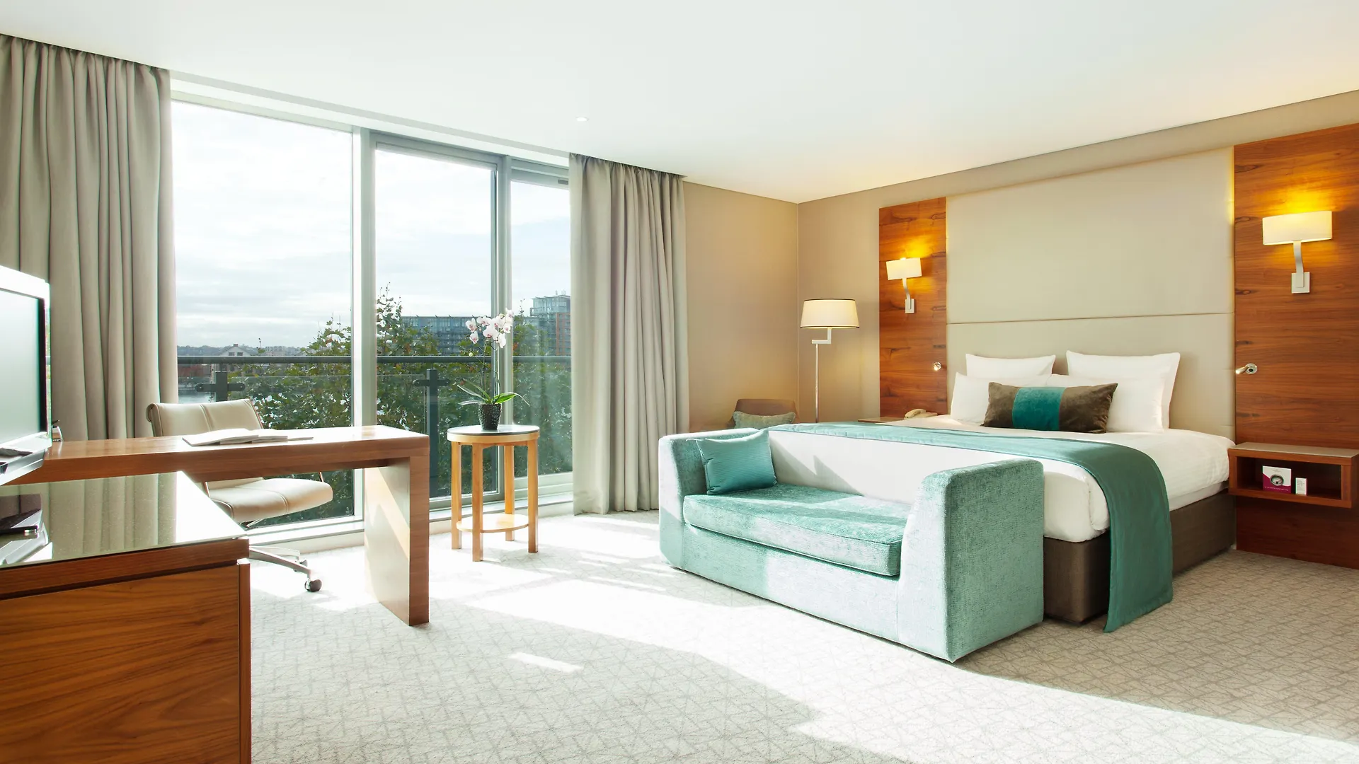 Crowne Plaza London - Docklands By Ihg Hotel
